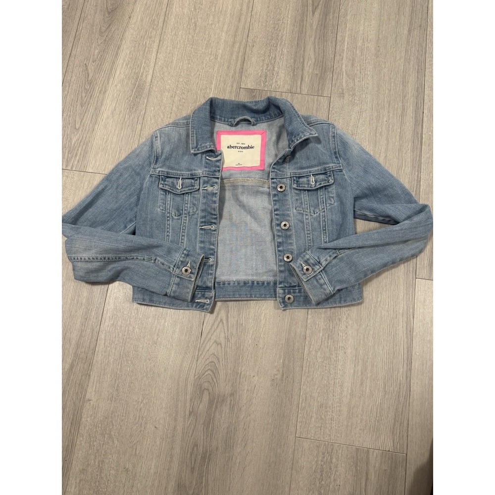 Abercrombie Kids Girls Denim Cropped Jacket Light Wash Blue Distressed Size XL